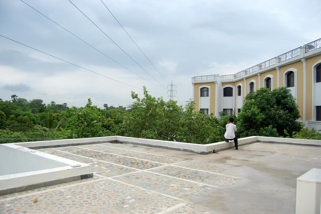 The Royal Residency Hotel Bodh Gaya Exterior photo
