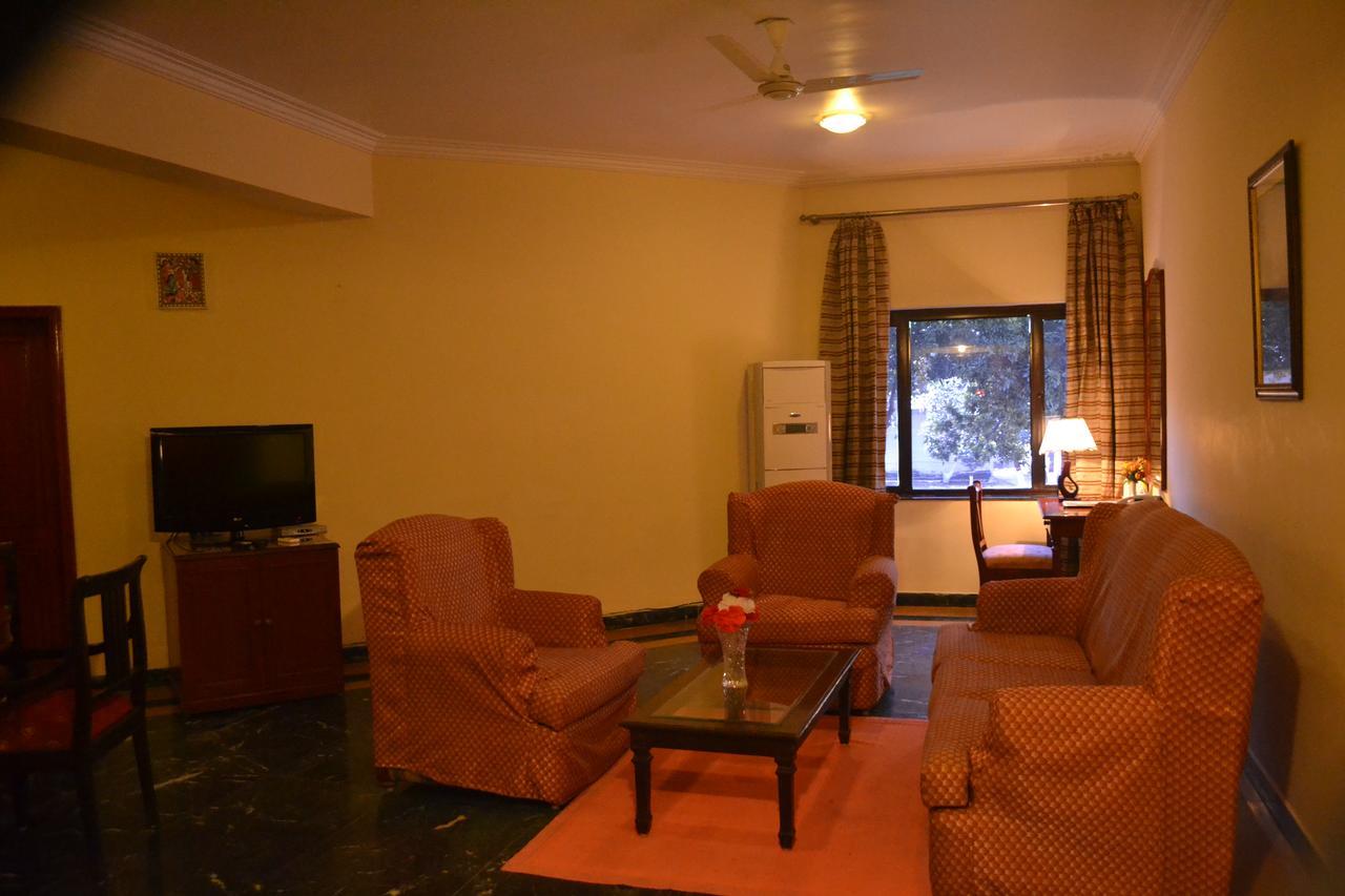 The Royal Residency Hotel Bodh Gaya Exterior photo