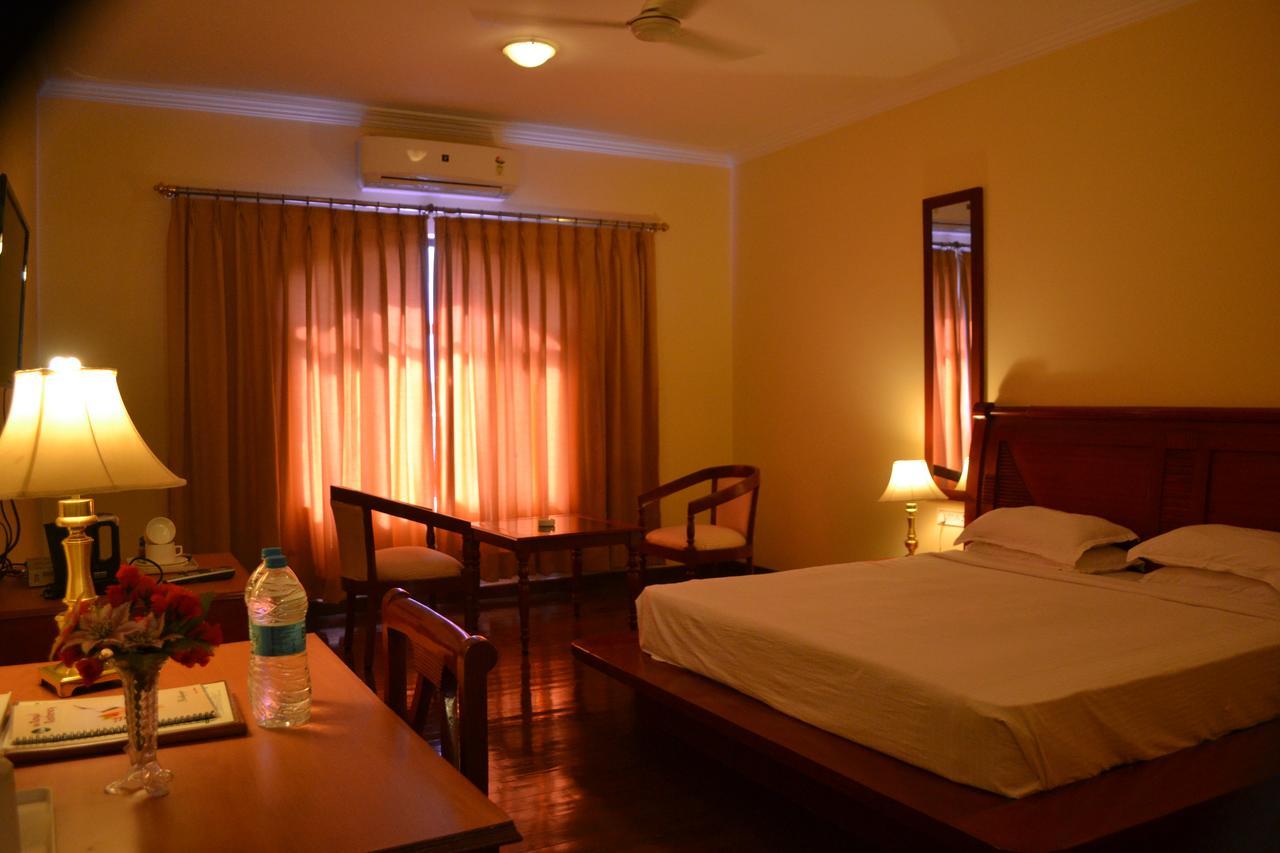 The Royal Residency Hotel Bodh Gaya Exterior photo