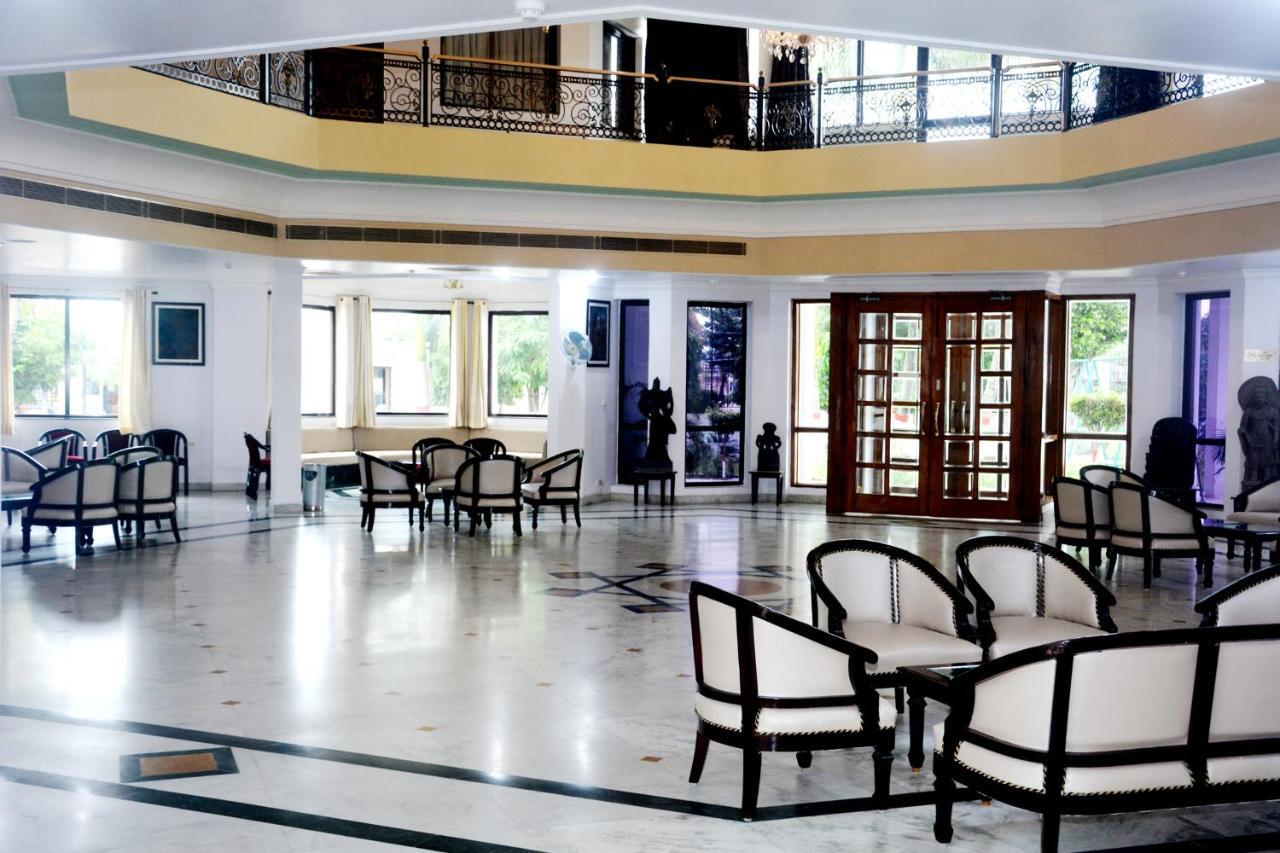 The Royal Residency Hotel Bodh Gaya Exterior photo