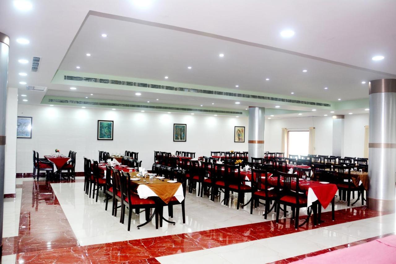 The Royal Residency Hotel Bodh Gaya Exterior photo