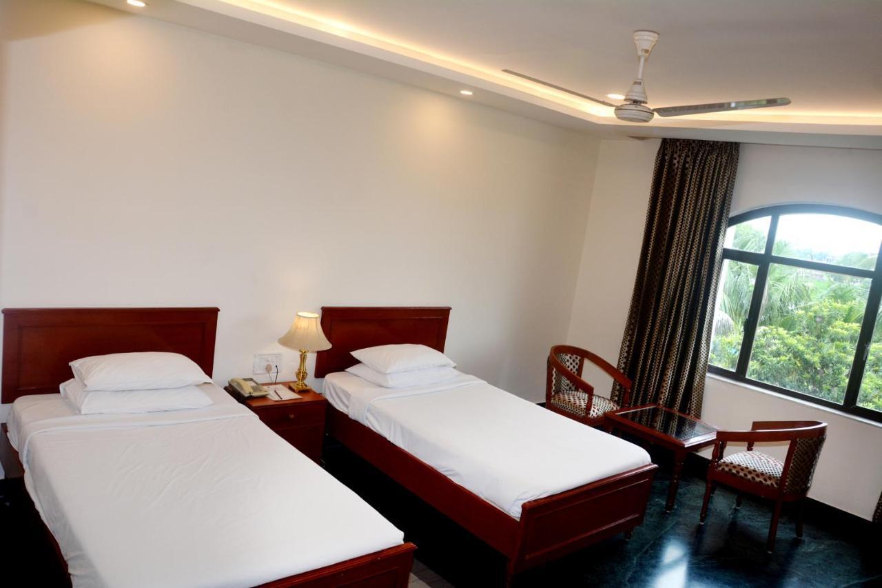 The Royal Residency Hotel Bodh Gaya Exterior photo