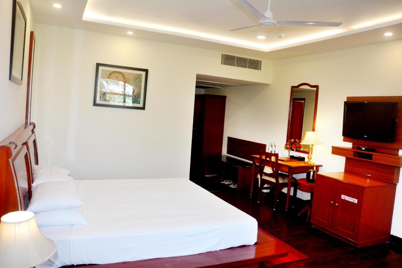 The Royal Residency Hotel Bodh Gaya Exterior photo